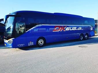 DK bus.jpg